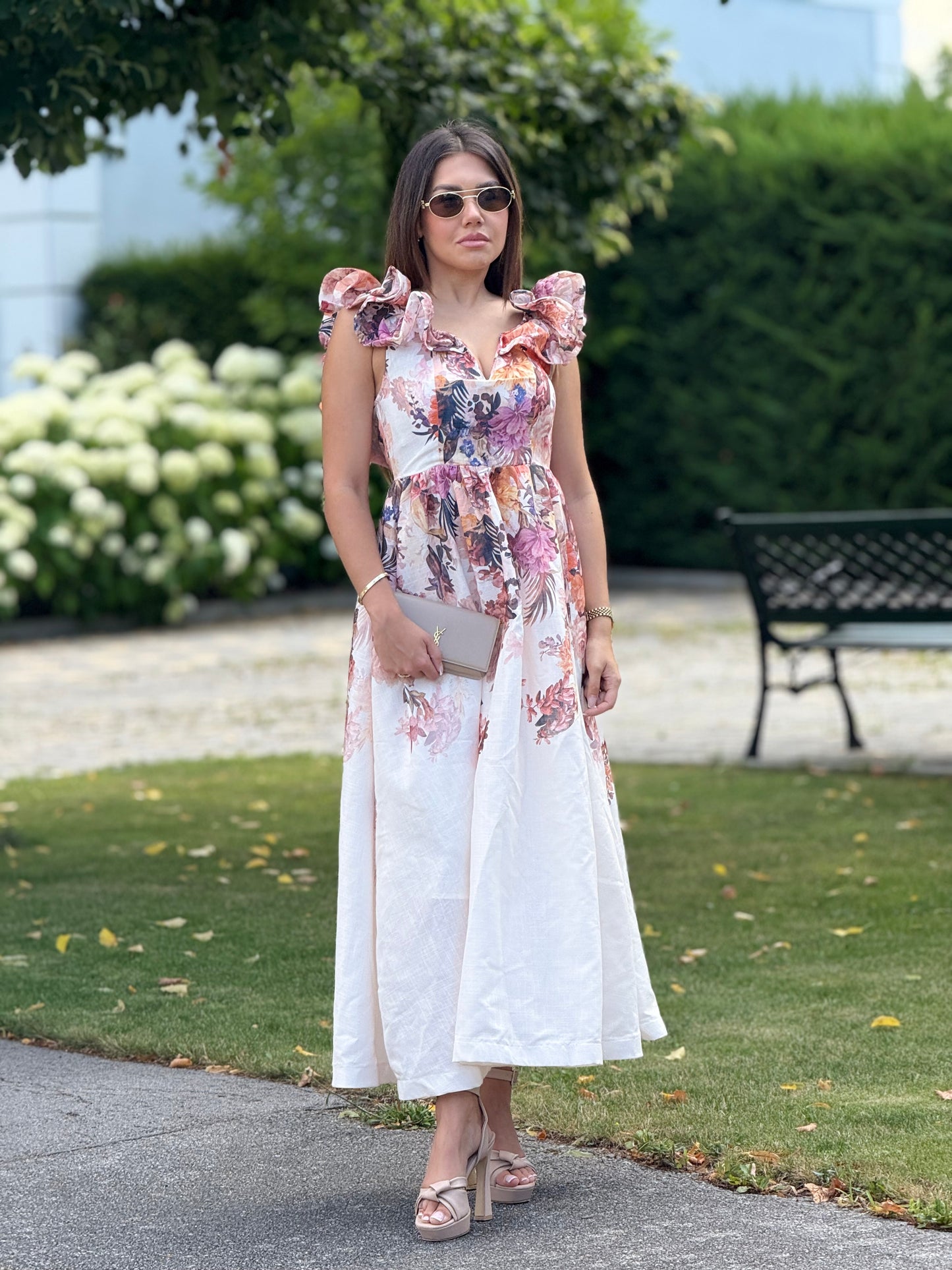 Dress with ruffles